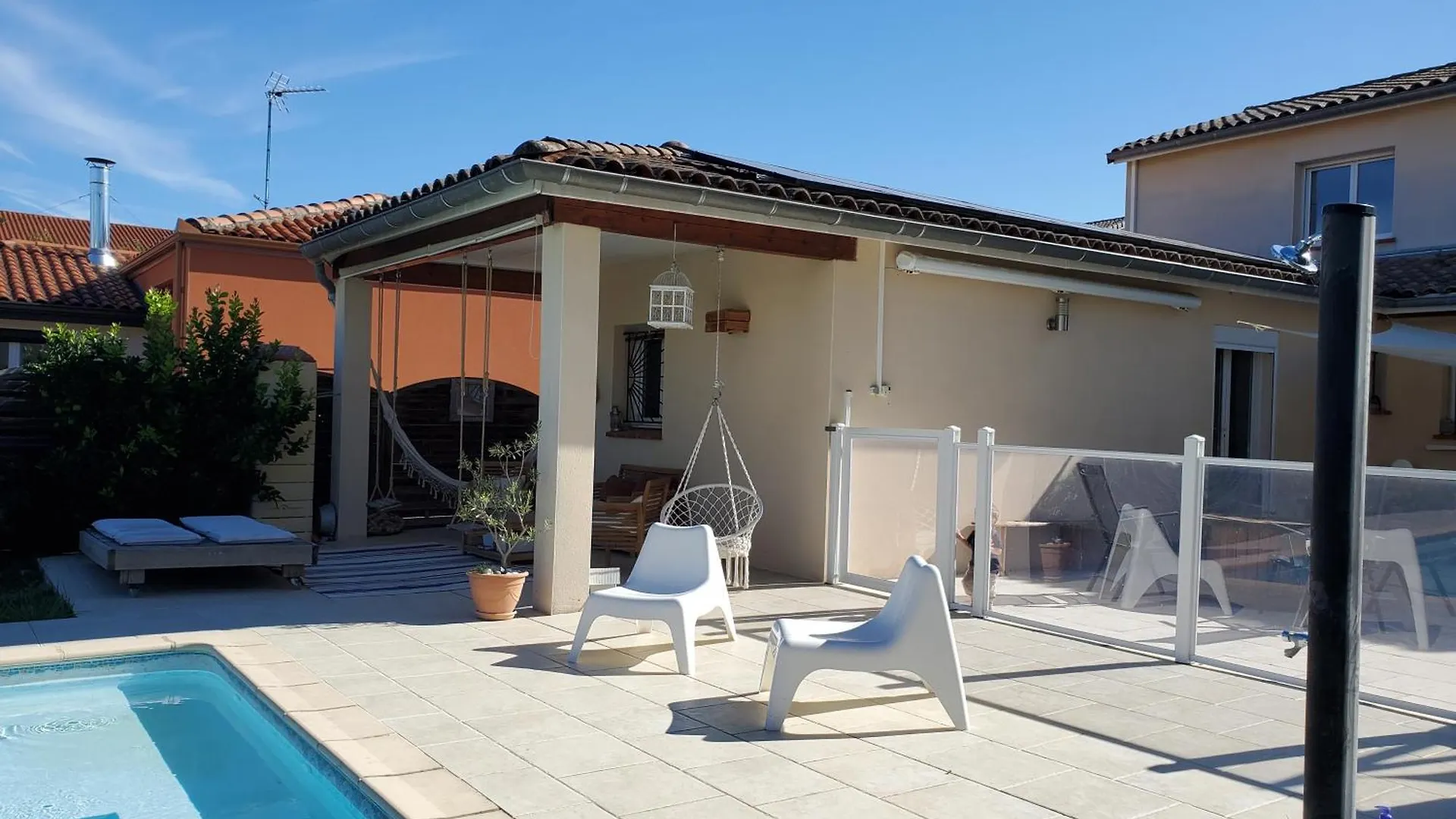 Villa Azur Piscine Et Parking Castelginest